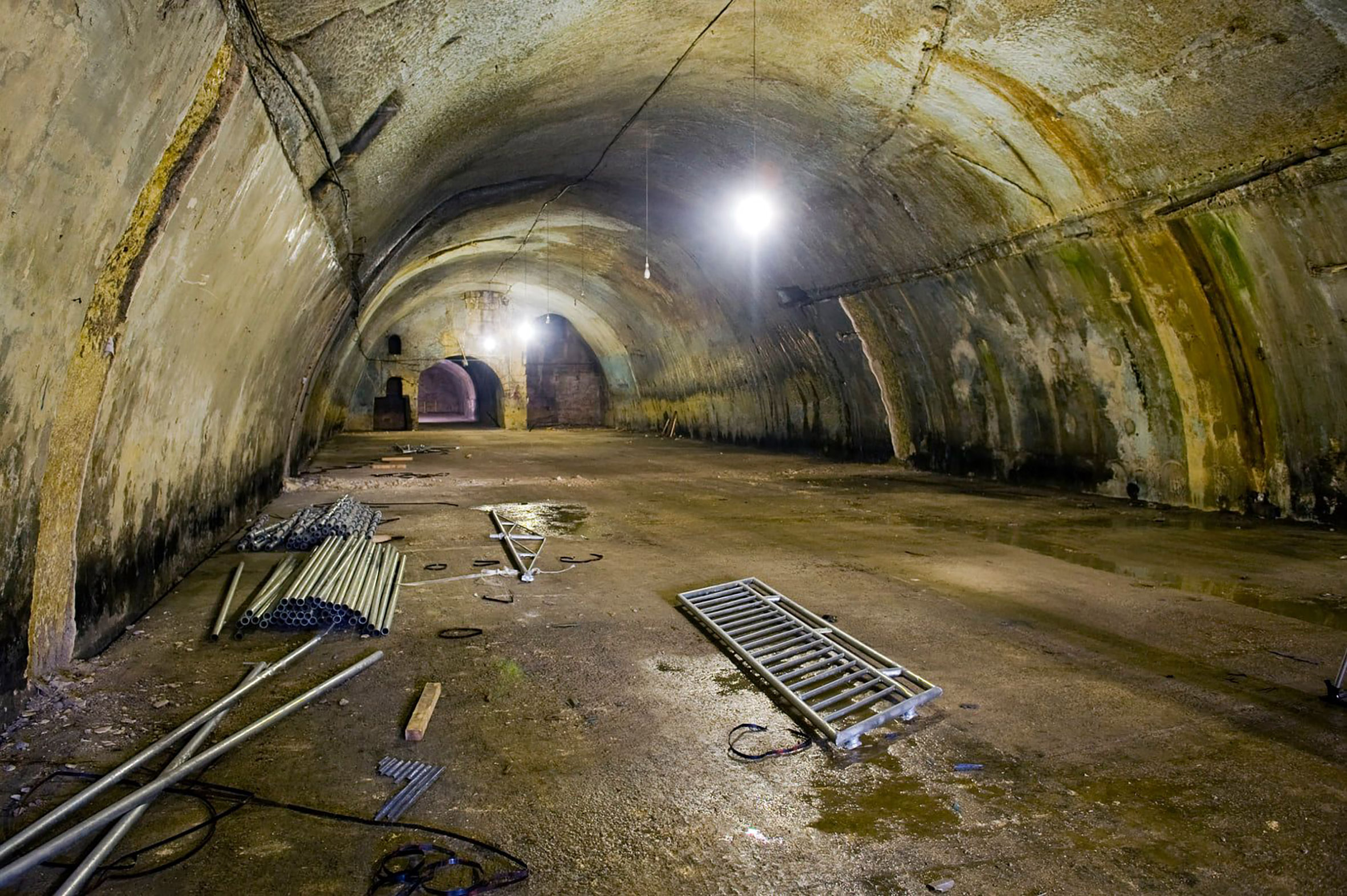 The cavernous interior of Valletta station after it was stripped of all post-war structures. (Malta Railway Foundation)